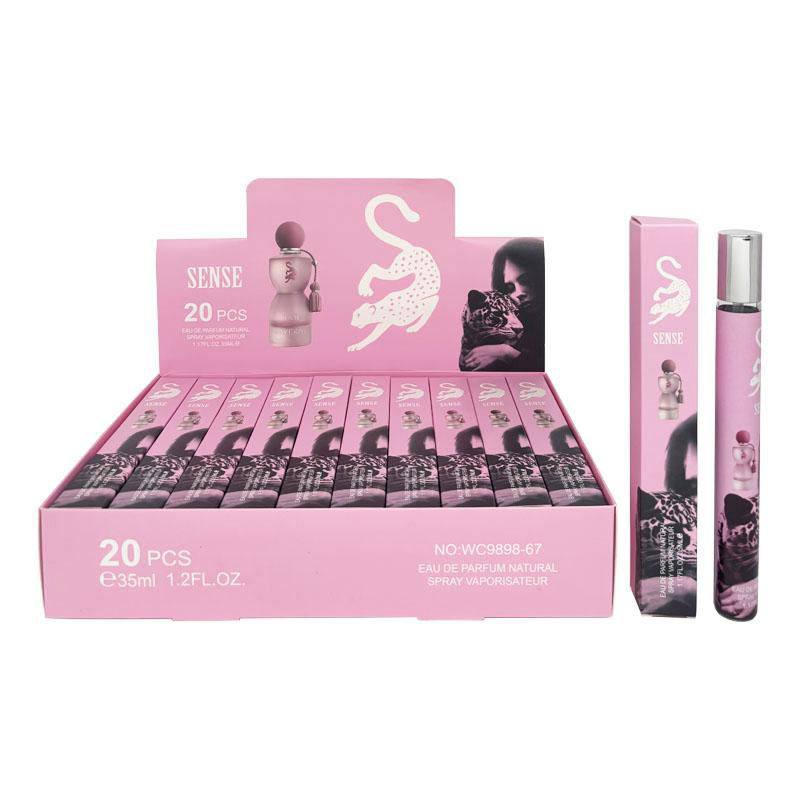 Perfume box

20 pc inside

80 dhs 

full box🎁🎁🎁

Zain254
♥️♥️♥️