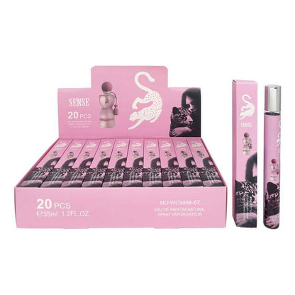 Perfume box

20 pc inside

80 dhs 

full box🎁🎁🎁

Zain254
♥️♥️♥️