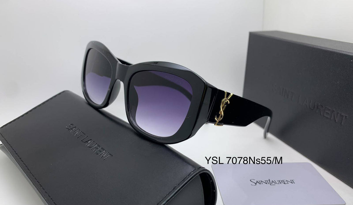 Ladies sunglasses 
70 dhs🇦🇪🇦🇪

Zain126
♥️♥️♥️