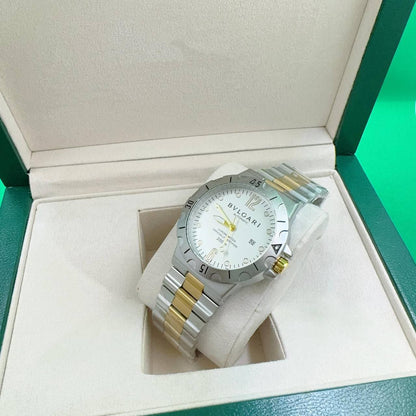 Omega - Rolex - Bvlagri
70 dhs🪙💕

Zain37
♥️♥️♥️
