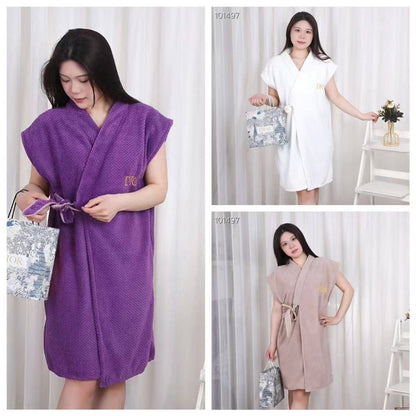 New collections                                             
Towel

good  quality  ✅

Sizes: free size

115 dhs🇦🇪🇦🇪

Zain231
♥️♥️♥️