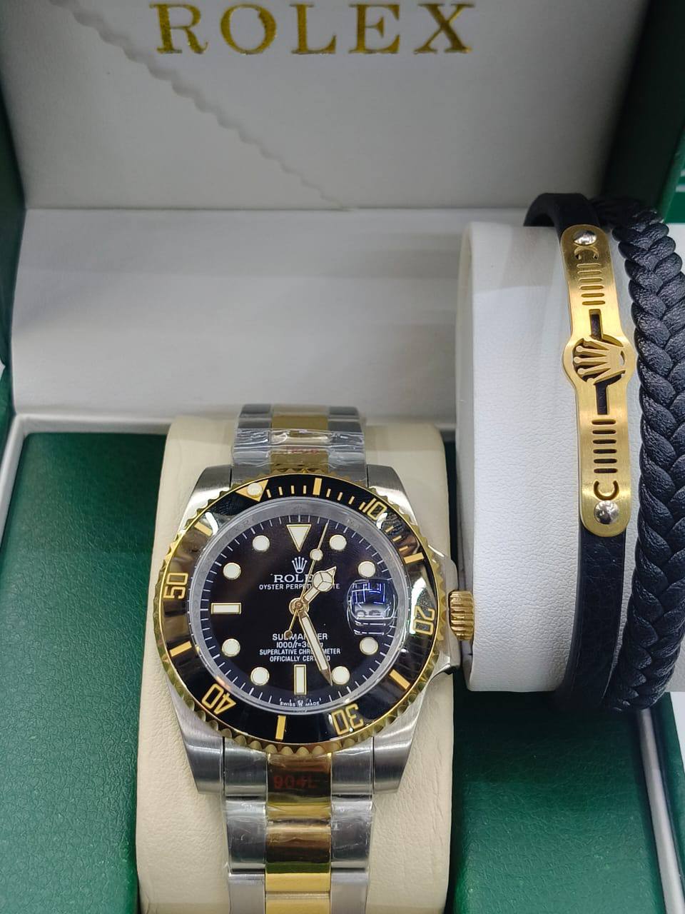 Rolex Zst
240 dhs✅
automatic

Zain25
♥️♥️♥️