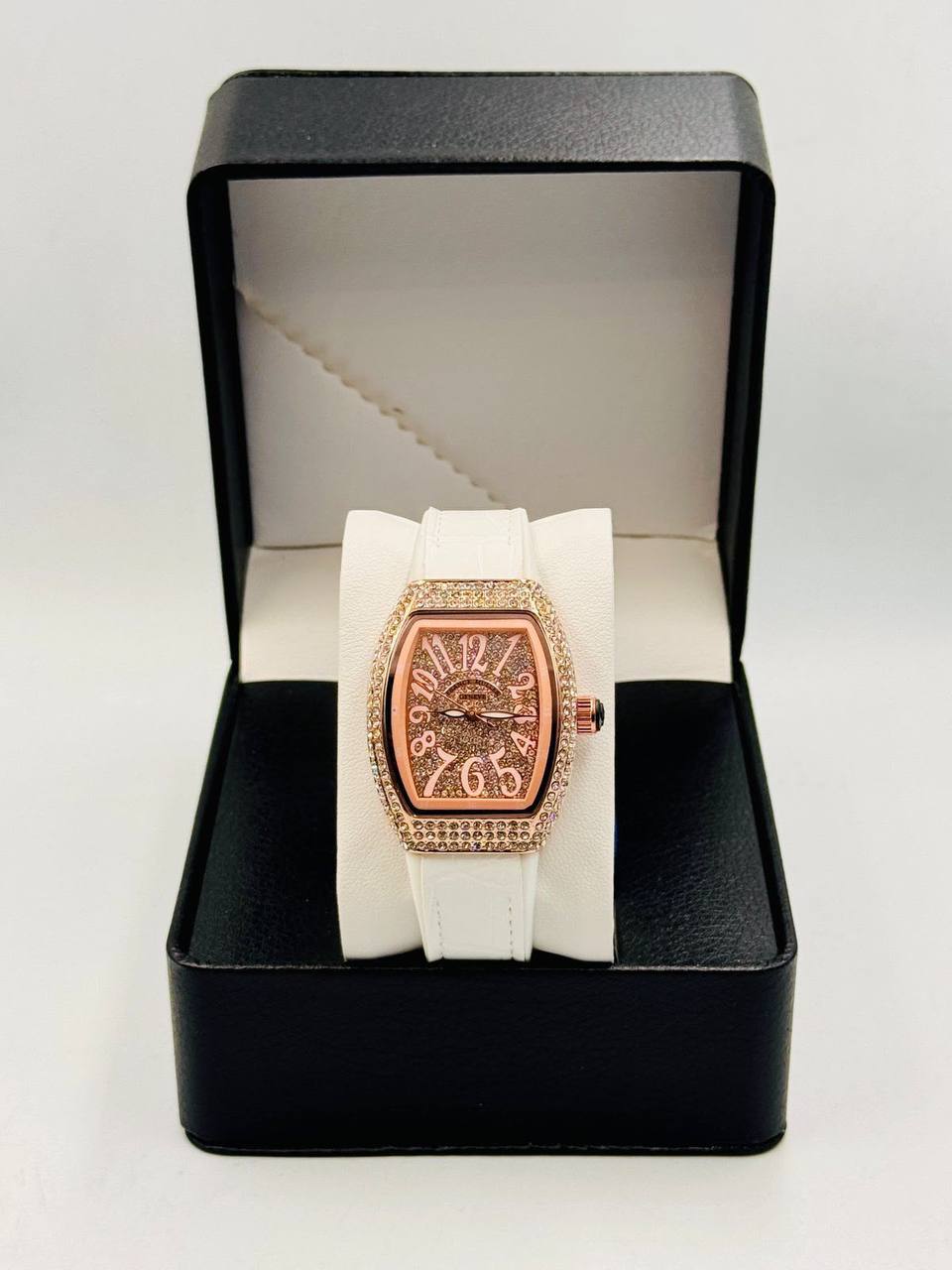 Frank muller Ladies 
65 dhs

Zain08
♥️♥️♥️