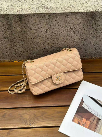 Chanel
withbox 
120 dhs🇦🇪🇦🇪

Zain143
♥️♥️♥️