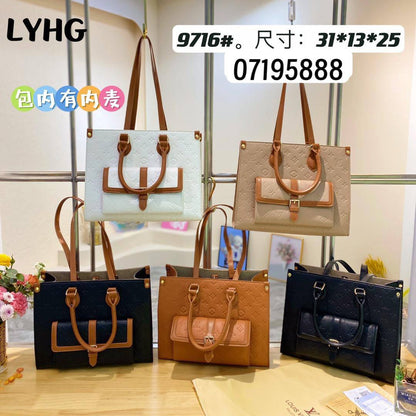LV
85 dhs✅
size 31×13×25cm

Zain42
♥️♥️♥️
