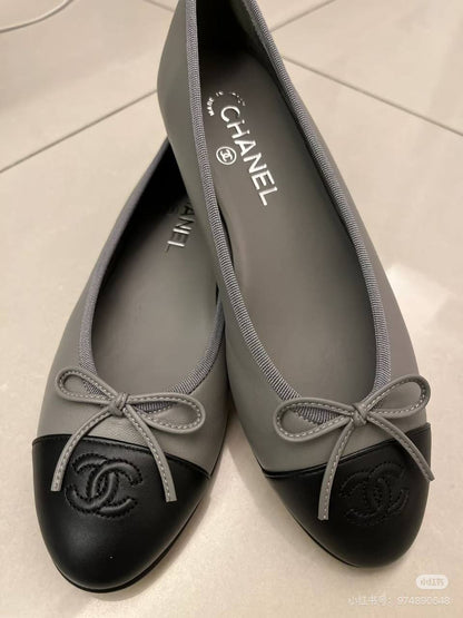 Chanel
Size 36-41
120 dhs✅

Zain145
♥️♥️♥️