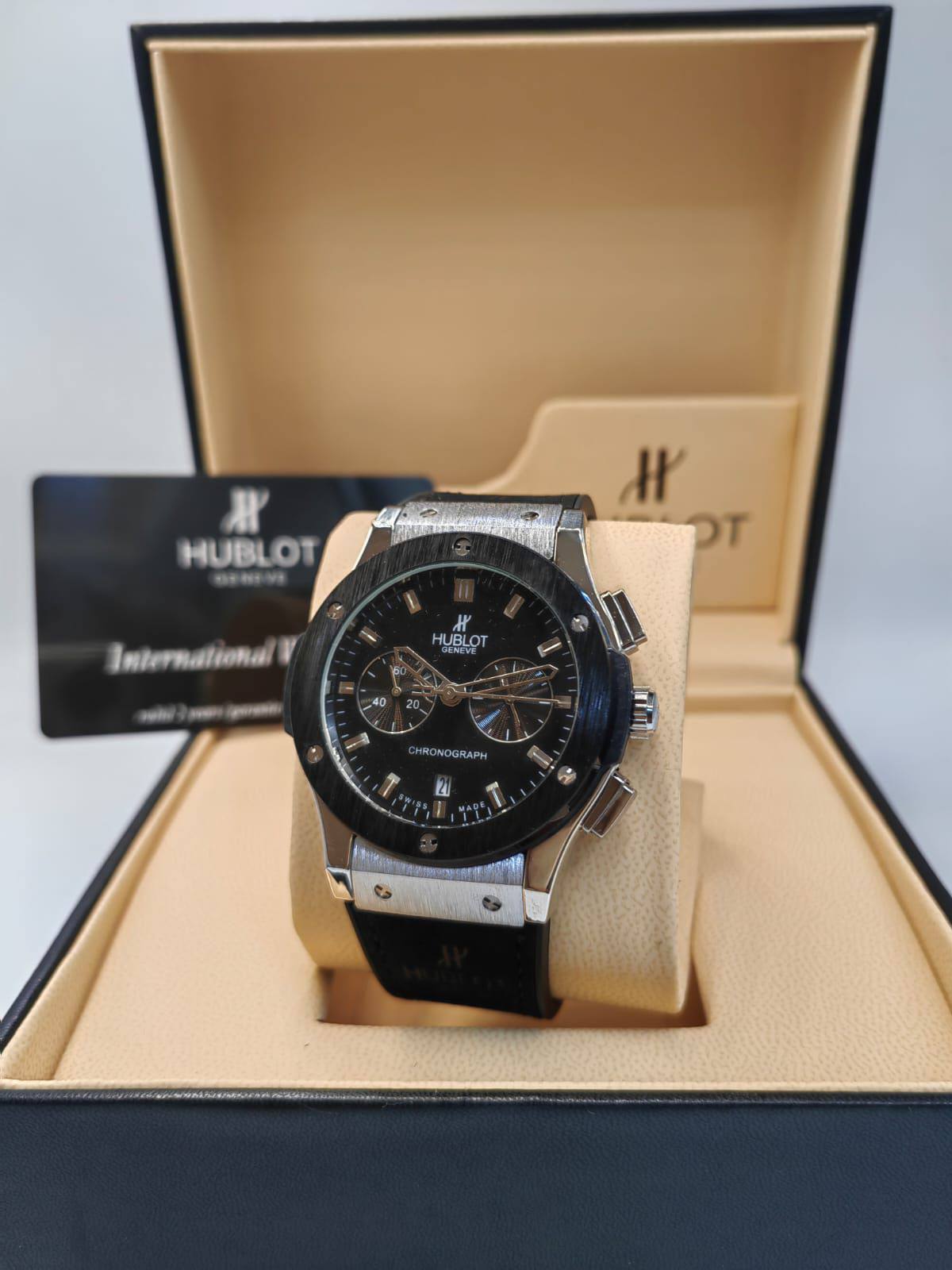 Hublot Men 
85 dhs❤️

Zain08
♥️♥️♥️