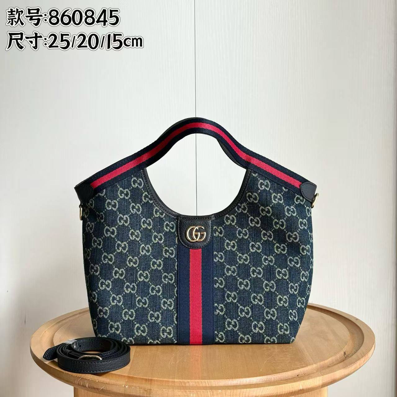Gucci
Master
270 dhs🪙🌨️

Zain153
♥️♥️♥️