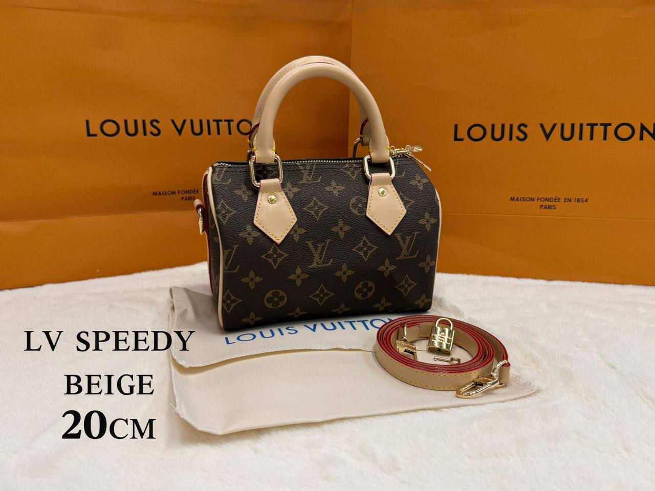 LV sᴘᴇᴇᴅʏ ᴍɪɴɪ 
ᴘᴀᴅʟᴏᴄᴋ/ʟᴏɴɢsᴛʀᴀᴘ
ᴡɪᴛʜʙᴏx🎁🎁🎁
ʟᴇᴀᴛʜᴇʀ
sɪᴢᴇ:20ᴄᴍ
100 dhs🇦🇪

Zain56
♥️♥️♥️