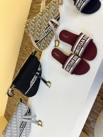 Dior set

160 dhs

Bag + slipper

Zain3121
♥️♥️♥️

Zc