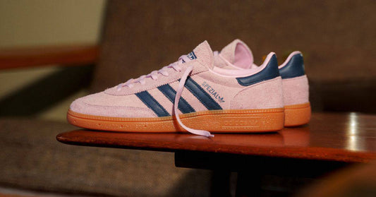 Adidas Handball Spezial 'Clear Pink Arctic Night'
36-41 AVAILABLE 🤩
190 dhs🇦🇪

Zain242
♥️♥️♥️