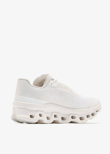 On Cloudmonster Void running 🏃 white ⚪️

36-45 AVAILABLE 

220 dhs✅

Zain242
♥️♥️♥️