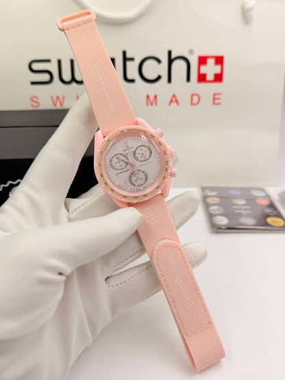 Moon swatch 

with original box 
85 dhs🇦🇪🇦🇪

Zain85 
♥️♥️♥️