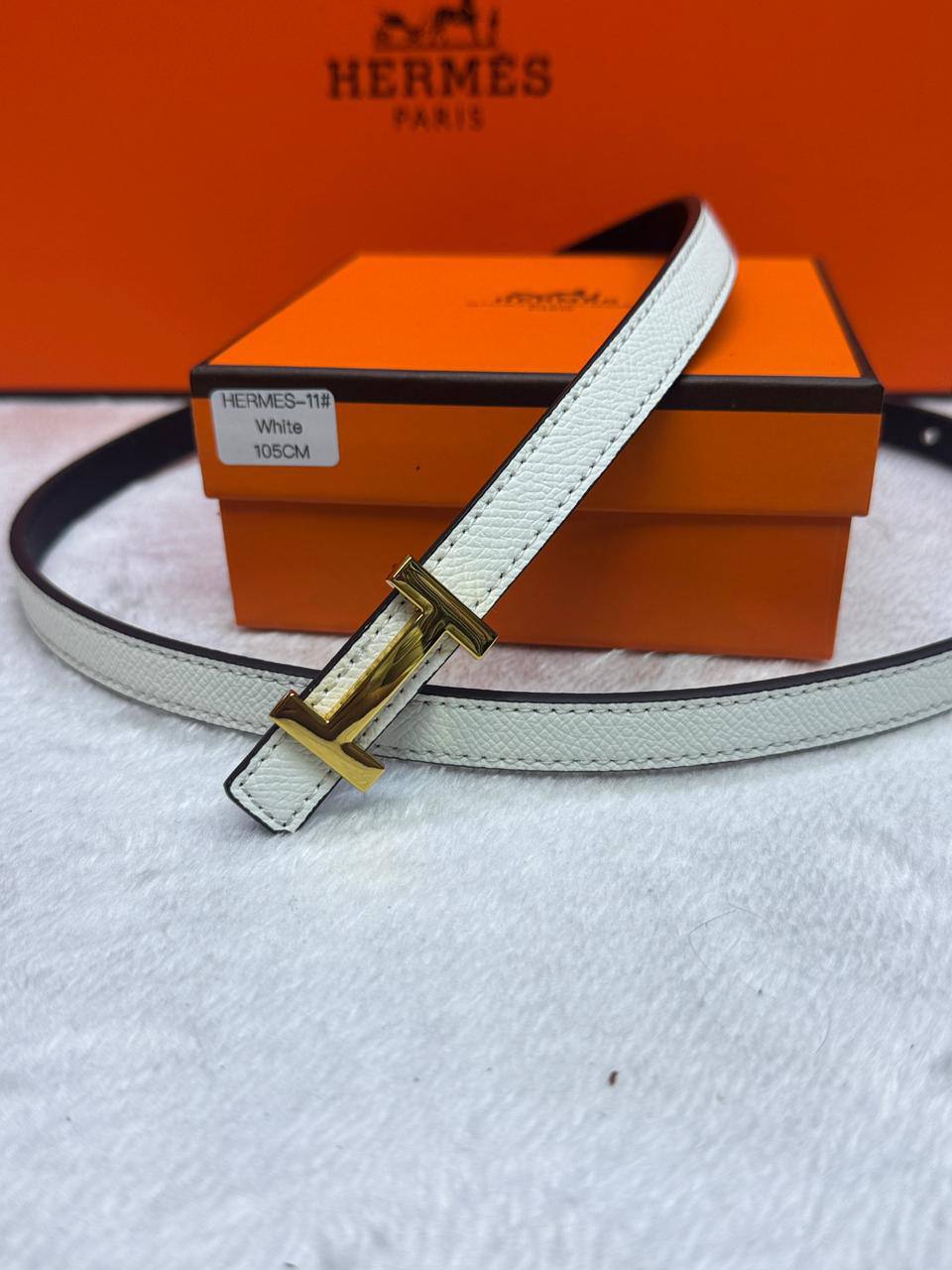 Hermes Belt

With box 
🎁🎁🎁

55 dhs💓

Zain93
♥️♥️♥️