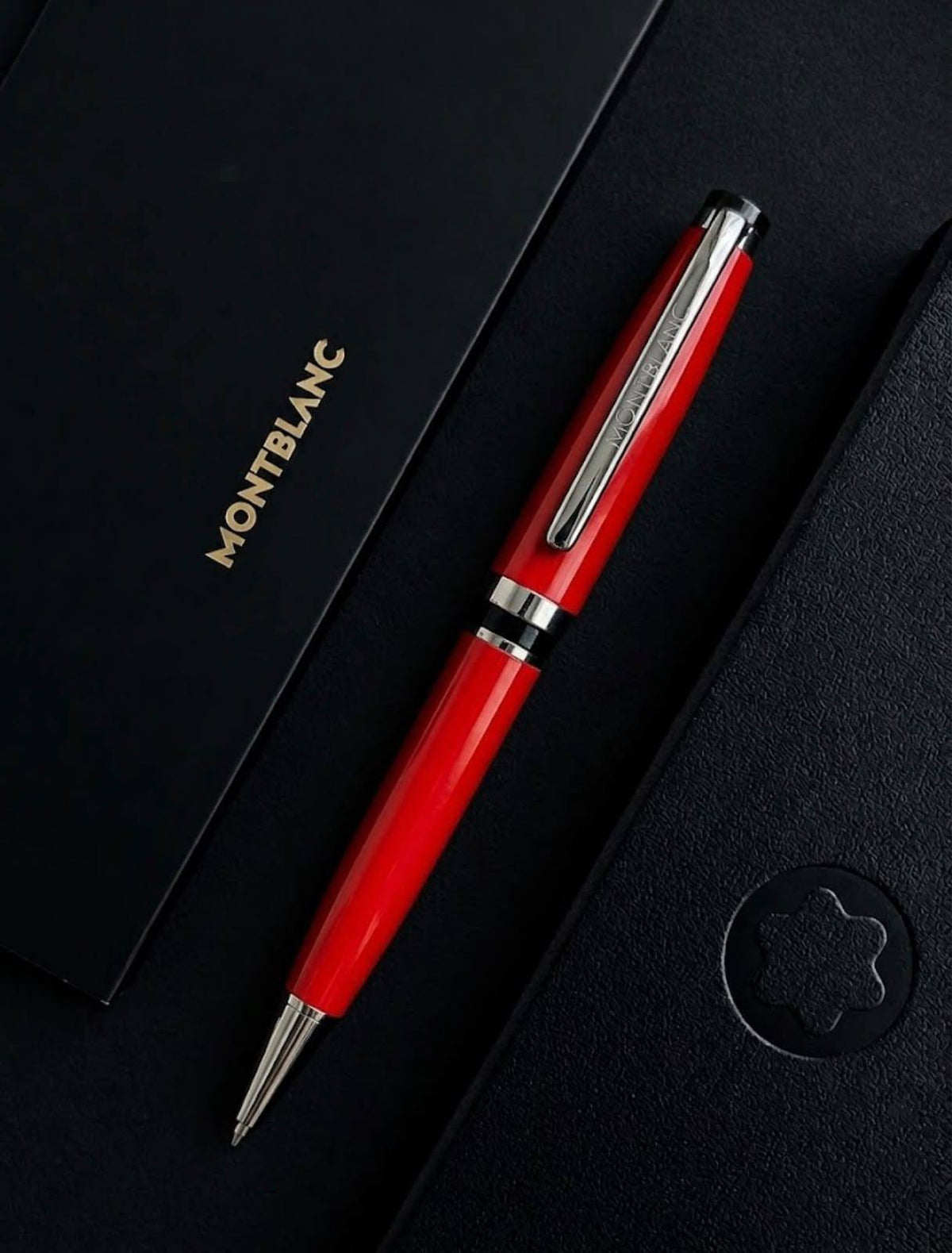Mont Blanc 

pen master 
quality 
with original box 

95 dhs🇦🇪🇦🇪

Zain59
♥️♥️♥️