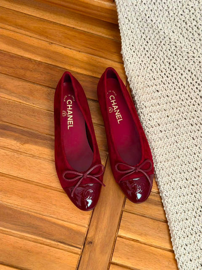 Chanel
Size 36-41
_Super master high quality_🪡
450 dhs🇦🇪🇦🇪

Zain176
♥️♥️♥️