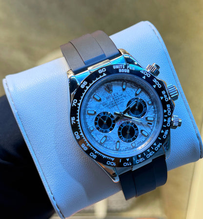 Rolex
Automatic 
250 dhs🇦🇪🇦🇪

Zain85
♥️♥️♥️
