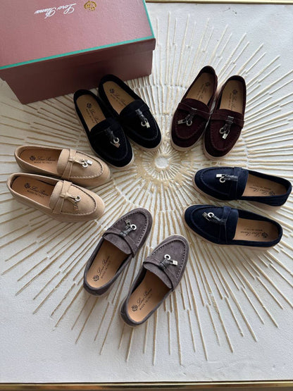 Loro Piana
 Super master quality 😍
Size:24To 34
350 dhs👑

Zain261