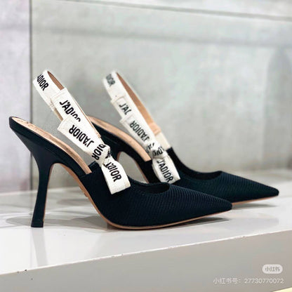 JA .Dior

36-41，
110 dhs🇦🇪🇦🇪

Zain145
♥️♥️♥️