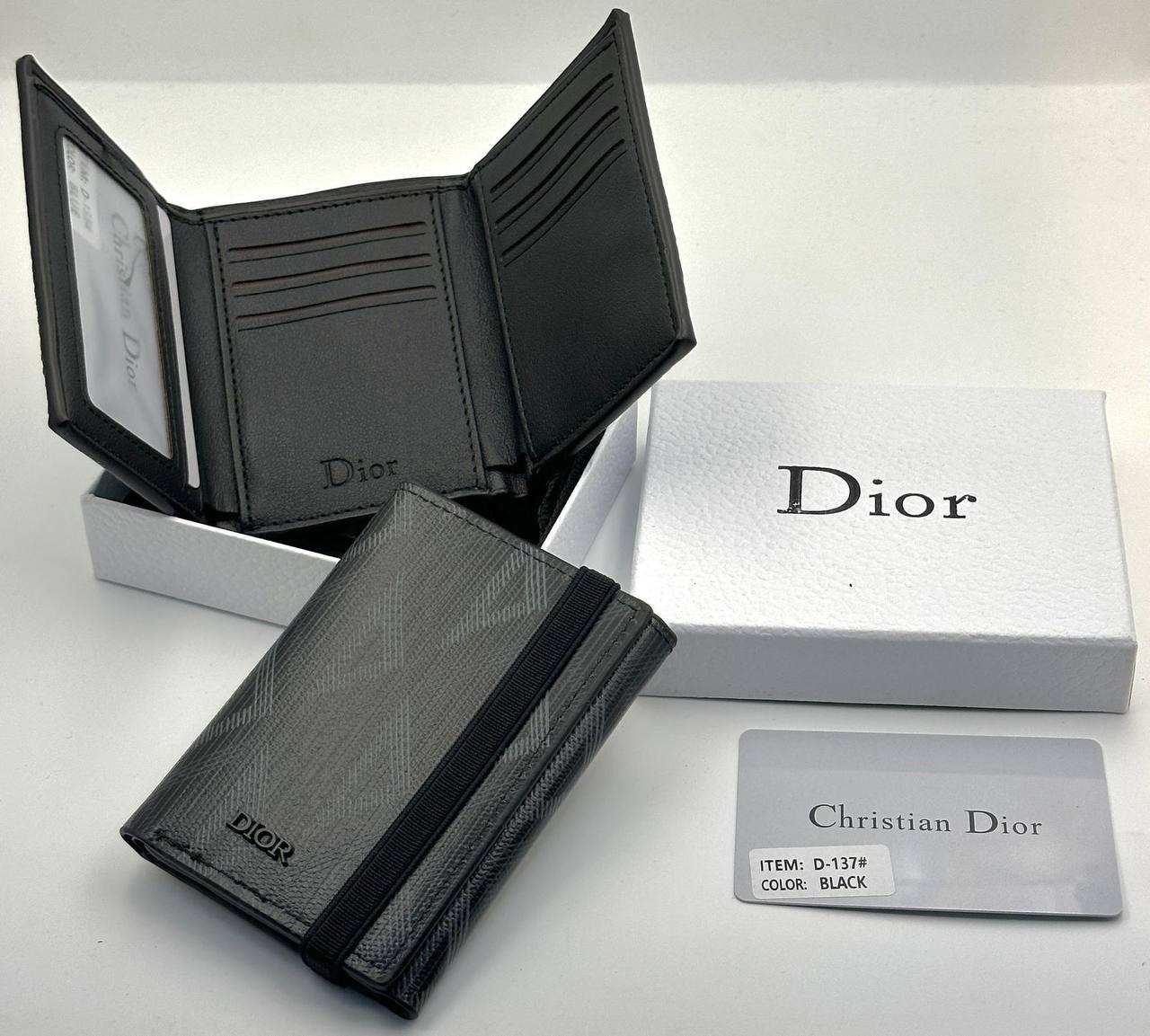 Wallets
45 dhs✅

Zain182
♥️♥️♥️