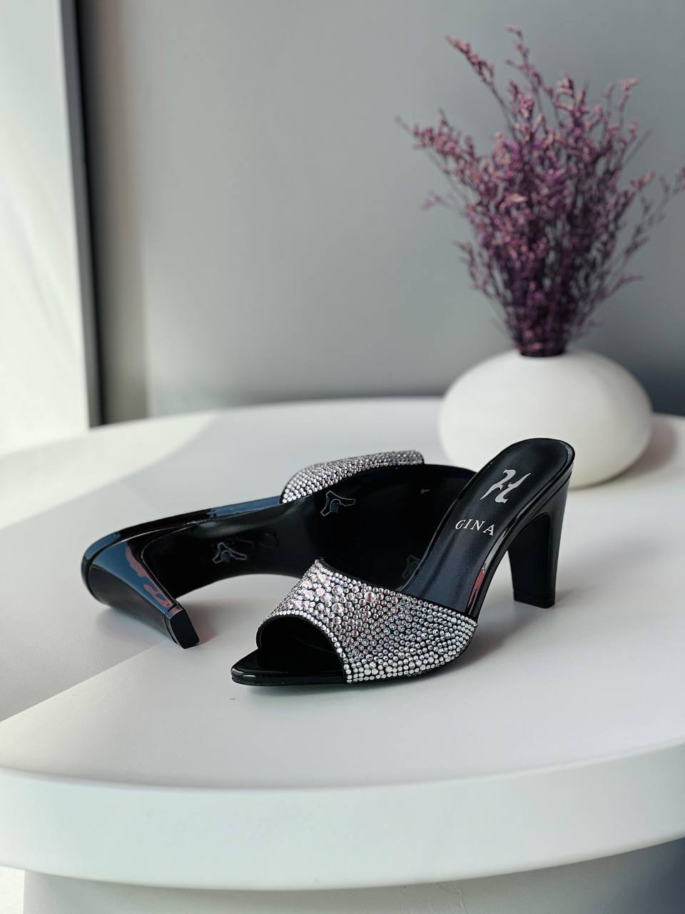 Gina 💛🤎🖤
36-41
_Super master high quality_🪡
400 dhs💓

Zain176
♥️♥️♥️