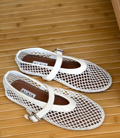 Alaia
𝗦𝗶𝘇𝗲: 𝟯𝟲 𝘁𝗼 𝟰𝟭 
Super Master
450 dhs✅

Zain302
♥️♥️♥️