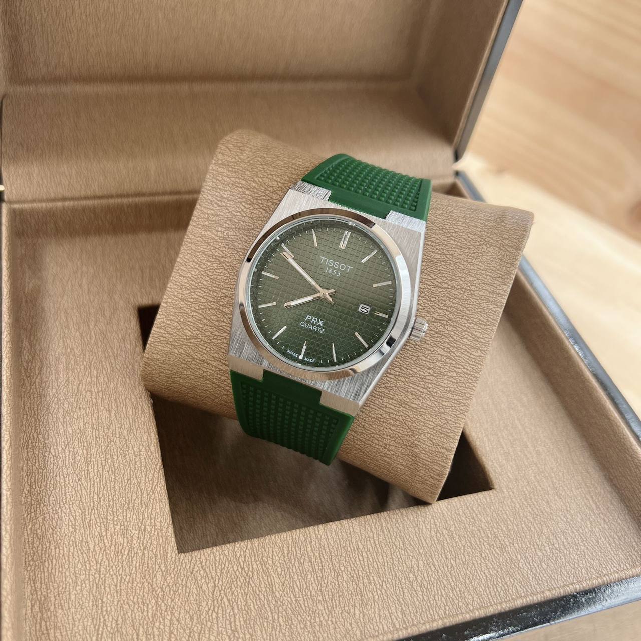 Men’s watch 
55 dhs✅

Zain45
♥️♥️♥️