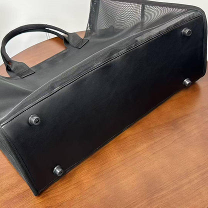 🏌️‍♂️ Alo Fashion bag
1️⃣ First quality 
Size : 50 * 35 cm
65 dhs❣️

Zain115
♥️♥️♥️
