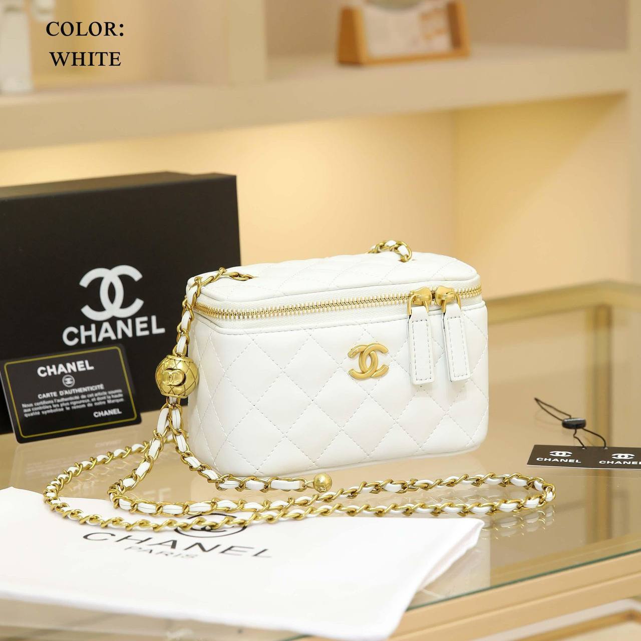 Chanel Pᴇᴀʀʟ ᴄʀᴜsʜ 
ᴠᴀɴɪᴛʏ ᴄᴀsᴇ ᴡɪᴛʜᴏᴜᴛ ᴍɪʀʀᴏʀ
ᴡɪᴛʜ ɢᴏʟᴅ ᴄʜᴀɪɴ
ᴡɪᴛʜʙᴏx
ʟᴀᴍʙsᴋɪɴ ᴍᴀᴛᴇʀɪᴀʟ
100 dhs✅

Zain56
♥️♥️♥️