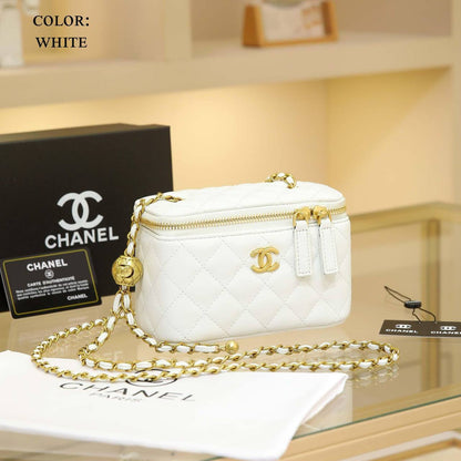 Chanel Pᴇᴀʀʟ ᴄʀᴜsʜ 
ᴠᴀɴɪᴛʏ ᴄᴀsᴇ ᴡɪᴛʜᴏᴜᴛ ᴍɪʀʀᴏʀ
ᴡɪᴛʜ ɢᴏʟᴅ ᴄʜᴀɪɴ
ᴡɪᴛʜʙᴏx
ʟᴀᴍʙsᴋɪɴ ᴍᴀᴛᴇʀɪᴀʟ
100 dhs✅

Zain56
♥️♥️♥️