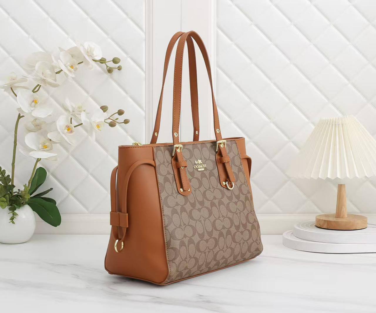 Coach 

95 dhs🌺

Zain253
♥️♥️♥️
