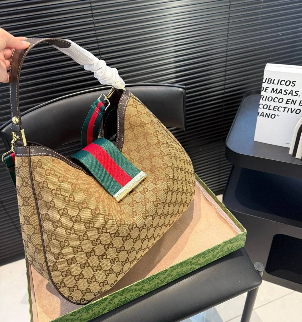 GUCCI 

COPY ONE RESTOCK 

190 dhs🪙💕

Zain39
♥️♥️♥️