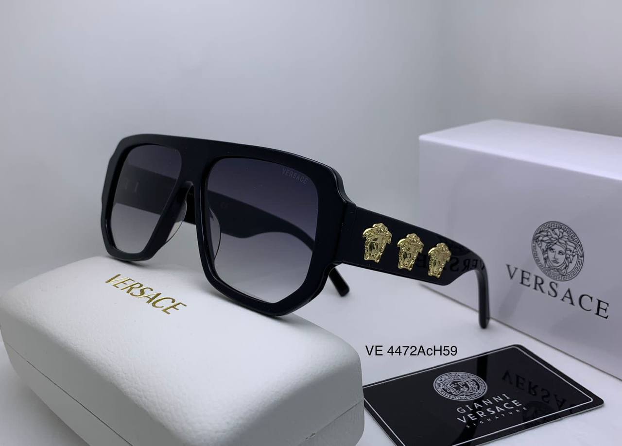 Versace
Ladies super Master quality 
180 dhs✅

Zain126
♥️♥️♥️