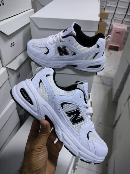 NB
Size 36 to 45
65 dhs❤️

Zain05
♥️♥️♥️