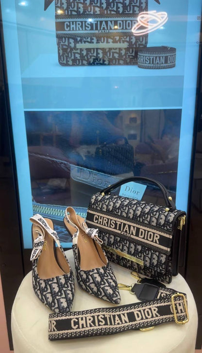 Dior offer

195 dhs 

 Valvet pretty shop 
♥️♥️♥️

Zc