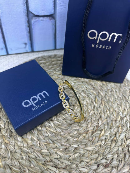 Bangle ❤️‍🔥*
good quality 💯
With same boxes 🗃️ 
And paper bag 🛍️
40 dhs🪙🌨️

Zain216
♥️♥️♥️