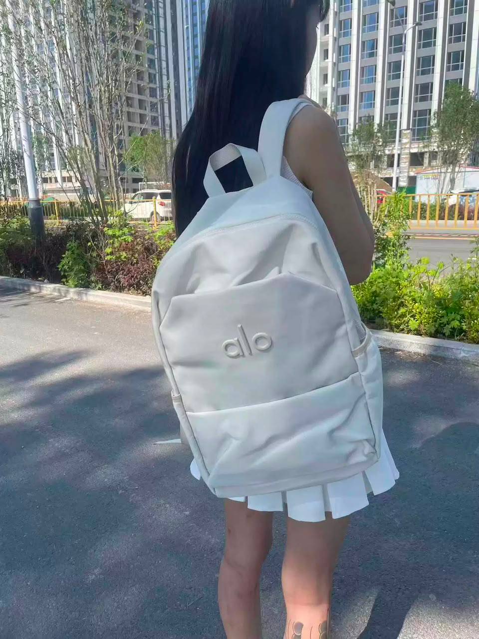Alo
80 dhs🇦🇪🇦🇪
size 32×43×18cm

Zain42
♥️♥️♥️