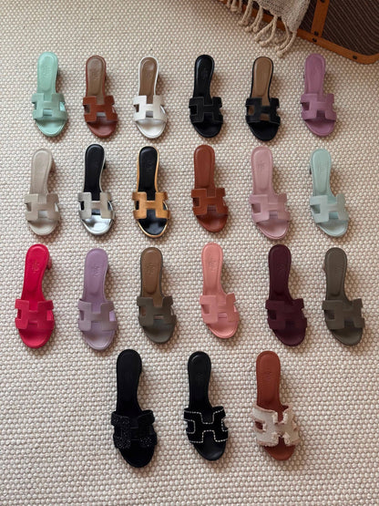 HERMES  
✨ Collection
👠 36–41
💎 Premium Quality
🔥 Super Master
450 dhs✅

Zain198
♥️♥️♥️