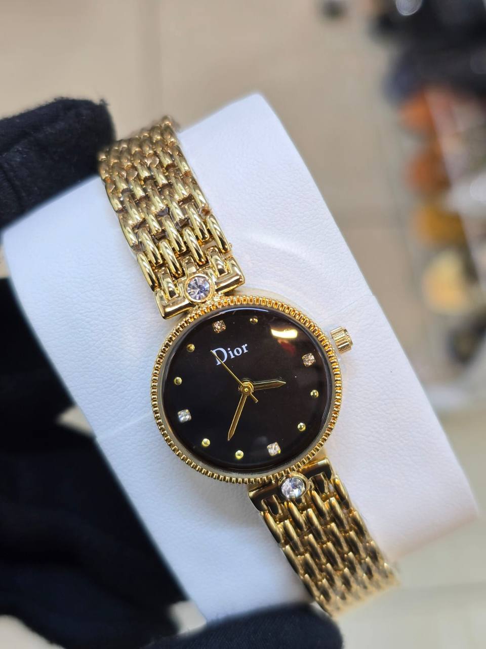Dior   
55 dhs🇦🇪🇦🇪

Zain29
♥️♥️♥️