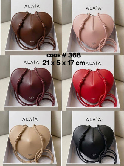 ALAIA ʟᴇ ᴄᴏᴇᴜʀ
ᴄʀᴏssʙᴏᴅʏ ʙᴀɢ
ʜᴇᴀʀᴛ- sʜᴀᴘᴇᴅ ᴅᴇsɪɢɴ
sɪʟᴠᴇʀ ʜᴀʀᴅᴡᴀʀᴇ
sɪᴢᴇ : 21 cm
ᴡɪᴛʜ BOX

130 dhs💓

Zain31
♥️♥️♥️