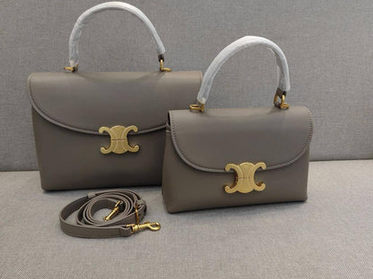 Celine 
Master

20cm 260 dhs🪙🌨️
27cm 280 dhs🪙🌨️

Zain228
♥️♥️♥️