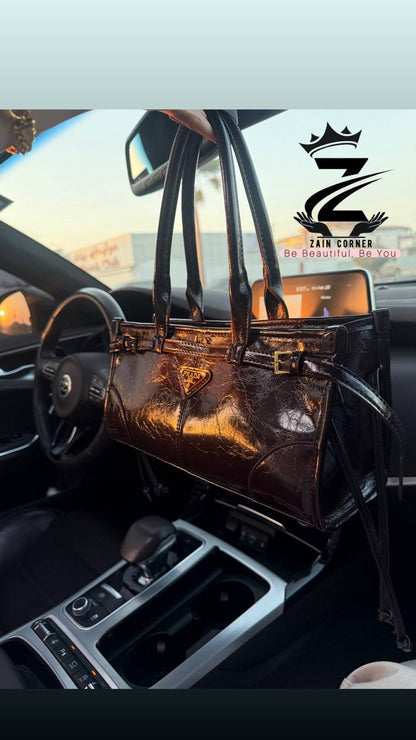 PRADA 
NEW CAME HIGH QUALITY 
125 dhs❣️

Zain39
♥️♥️♥️

اطلبوها من الوتس المثبت في الأعلى👆🏻👆🏻

تواصلو معنا 👈🏻 Zain 
For order WhatsApp pinned 👆🏻

♥️♥️♥️