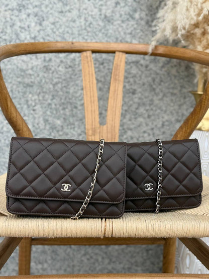 CHANEL
19cm
290 dhs✅
Top quality
With box🎁

Zain167
♥️♥️♥️