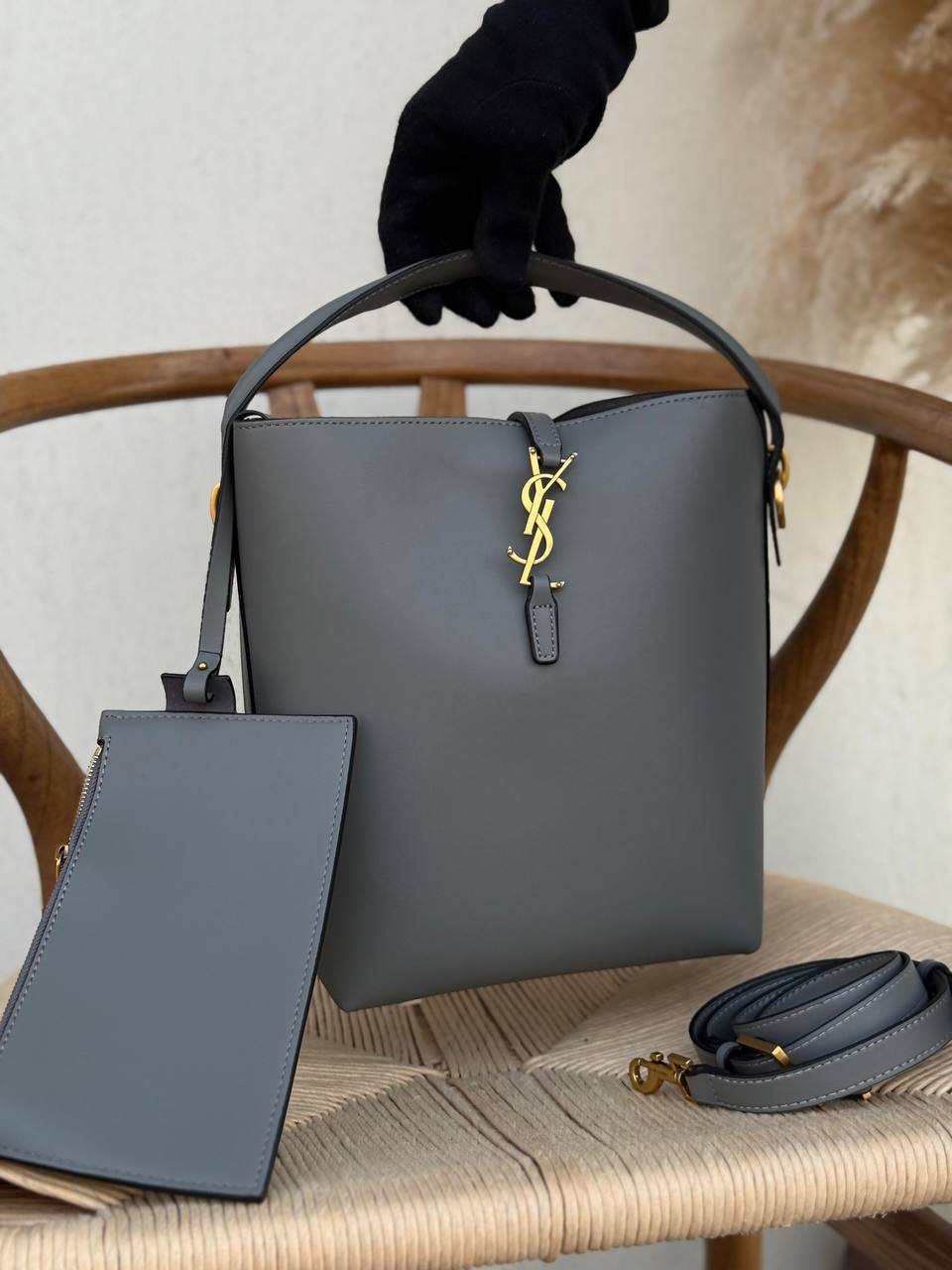 YSL

14cm
330 dhs🪙🌨️

16cm
350 dhs🪙🌨️

20cm
370 dhs🪙🌨️

Top quality 
With box🎁

Zain167
♥️♥️♥️