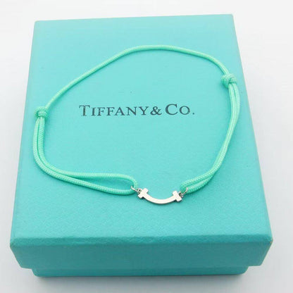TIFFANY ROPE
BRACELET 
MASTER✨💫
30 DHS✅
WITH BOX AND PAPER BAG🎁🛍️

Zain89
♥️♥️♥️