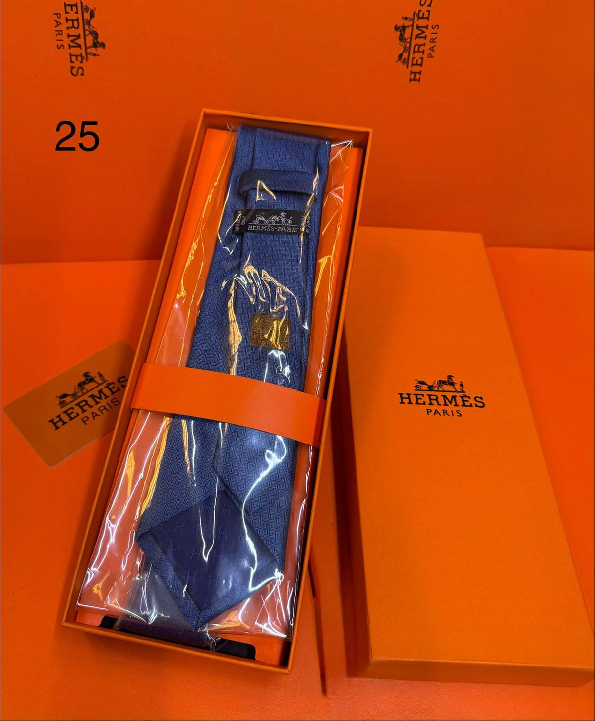 Hermes
Gucci
LV
Dior

Withbox

75 dhs🇦🇪🇦🇪

Zain93
♥️♥️♥️