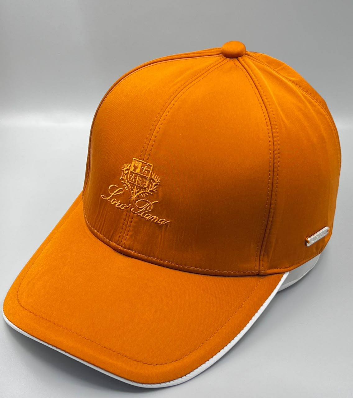 Caps
high quality
75 dhs✅

Zain182
♥️♥️♥️