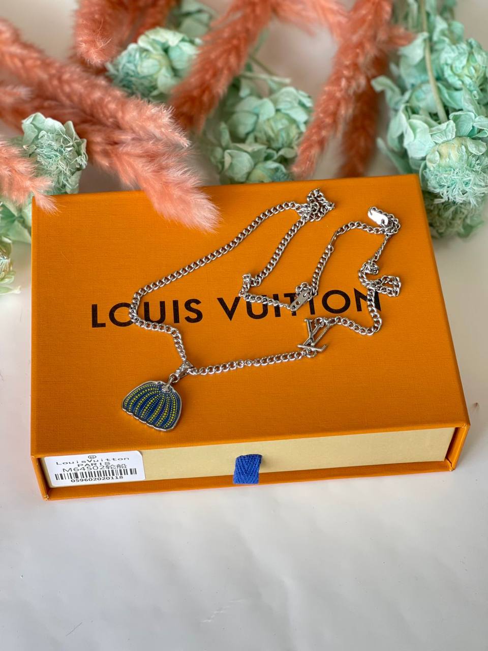 *😍Lv / Hermes😍*
*New Men necklace*
*Super master quality* 
260 dhs🪙🖤

Zain179
♥️♥️♥️