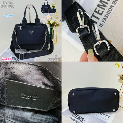 Prada ᴛᴏᴘ ʜᴀɴᴅʟᴇ 
ᴄʀᴏssʙᴏᴅʏ ʙᴀɢ
ʀᴇᴍᴏᴠᴀʙʟᴇ ᴢɪᴘ ᴘᴏᴜᴄʜ
ᴡɪᴛʜ ᴄʜᴀɪɴ sᴛʀᴀᴘ
ᴀʟsᴏ ᴛʀɪᴍ ʟᴏɴɢ sᴛʀᴀᴘ
ɪɴ ɴʏʟᴏɴ ʙʟᴀᴄᴋ ᴍᴀᴛᴇʀɪᴀʟ
ɪɴ ɴᴀᴘᴘᴀ ʟᴏɢᴏ ᴛʀɪᴀɴɢʟᴇ
sɪʟᴠᴇʀ ʜᴀʀᴅᴡᴀʀᴇ
sɪᴢᴇ : 29 cm

90 dhs🇦🇪🇦🇪

Zain31
♥️♥️♥️