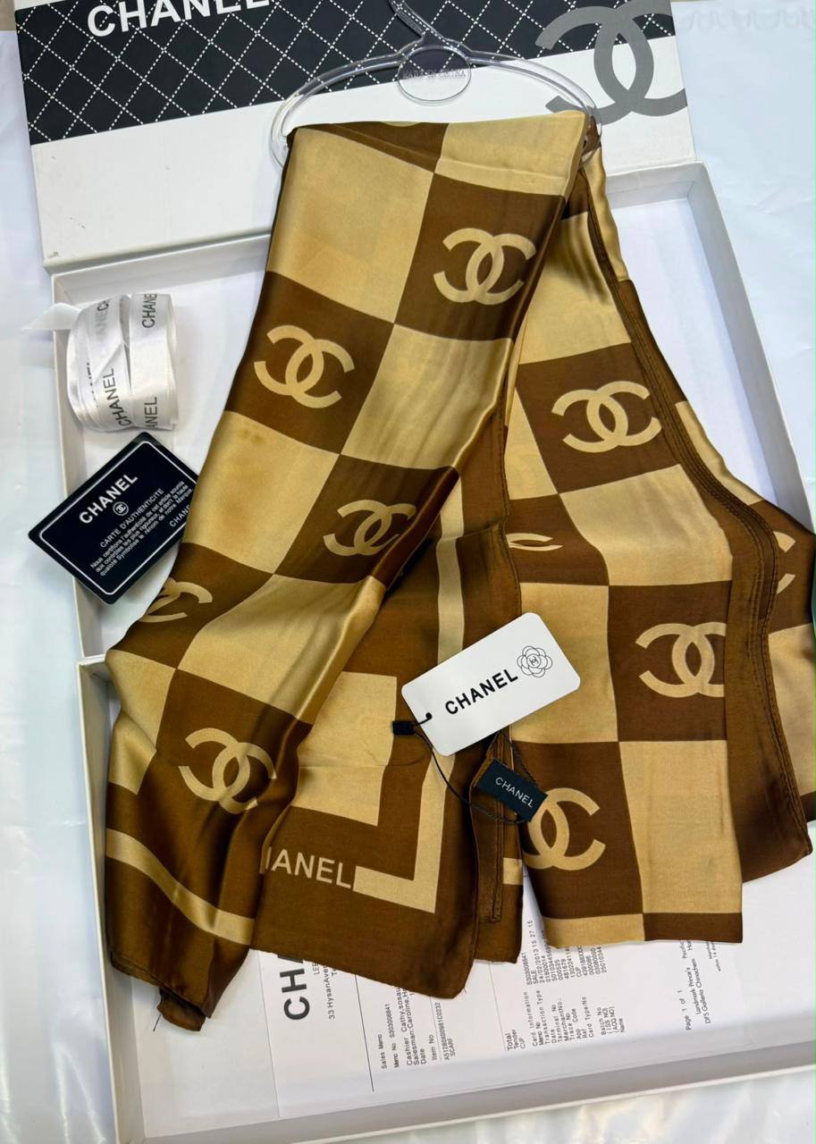 silk scarf 
40 dhs

Zain93
♥️♥️♥️